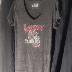 Touch by Alyssa Milano Buccaneers Gray Tee